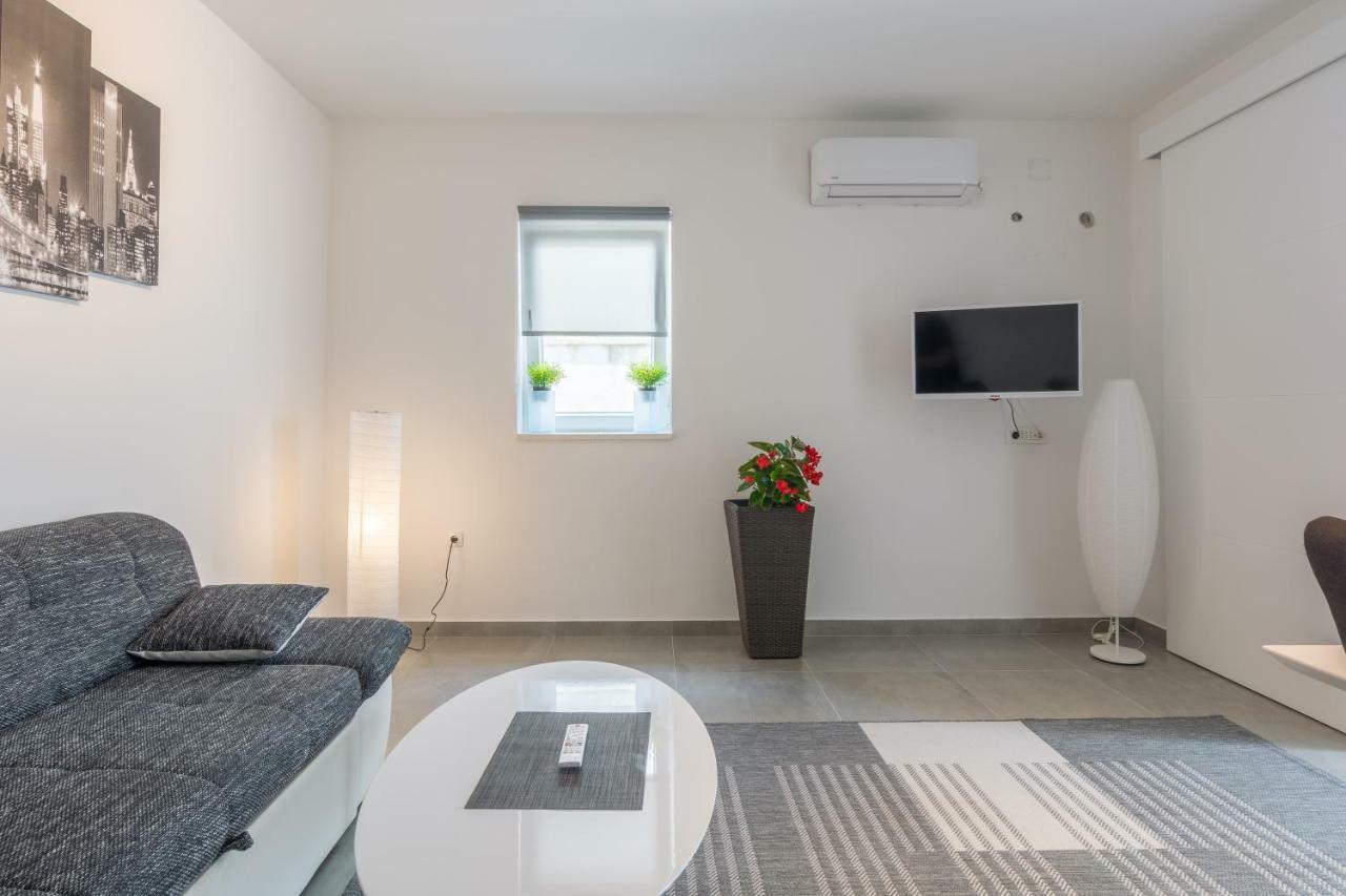 Luxury Apartment Melissa 沃迪切 外观 照片